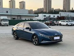 Hyundai Elantra 1.5L CVT Luxury - ფოტო 3