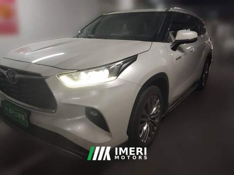 2022 Toyota Highlander Hybrid 2.5L AWD Premium 7-Seater - car from China