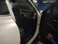 Toyota Highlander Hybrid 2.5L AWD Premium 7-Seater - ფოტო 17