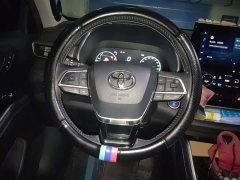 Toyota Highlander Hybrid 2.5L AWD Premium 7-Seater - ფოტო 2