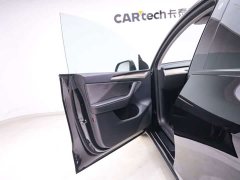 Tesla Model Y Standard Range RWD - ფოტო 14