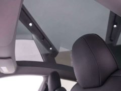 Tesla Model Y Standard Range RWD - ფოტო 9