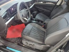Volkswagen Passat Outstanding Edition 330TSI Elite - photo 14