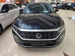 Volkswagen Passat Outstanding Edition 330TSI Elite - photo 2