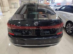Volkswagen Passat Outstanding Edition 330TSI Elite - photo 5