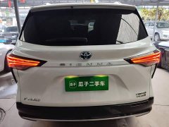 Toyota Sienna 2.5L Hybrid Premium Edition - ფოტო 5