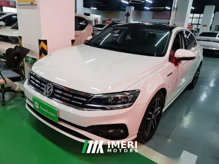Volkswagen Lingdu 280TSI DSG Comfort Edition - автомобиль из Китая