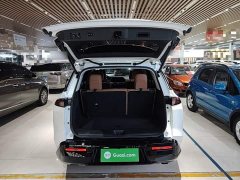 Nissan Talu 380VC-TURBO AWD Smart Drive Edition 6-Seater - фото 18