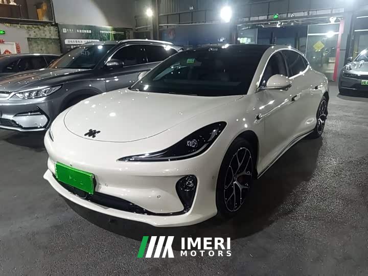IM Motors Zhiji L6 Ultra - автомобиль из Китая