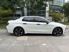 Lynk & Co 03 1.5T DCT Vigor Plus - ფოტო 8