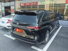 Toyota Sienna 2.5L Hybrid Comfort Edition - ფოტო 8