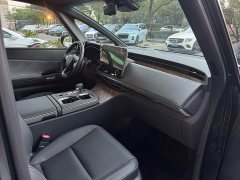 Lexus LM 500h Six-Seat Premium Edition - фото 7
