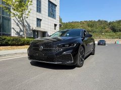 Volkswagen Passat 380TSI Starry Sky Dragon Ascendant Edition - ფოტო 1