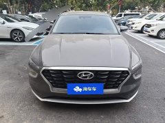Hyundai Mistra 1.8L CVT LUX Luxury Edition - фото 2