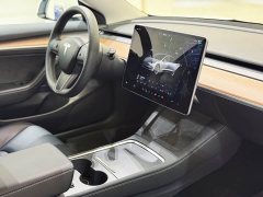 Tesla Model 3 Rear-Wheel Drive - ფოტო 17