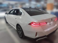 BMW i5 eDrive 35L Premium M Sport Package - фото 6