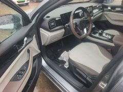 BYD Qin PLUS Glory Edition DM-i 55KM Leading - ფოტო 15