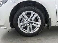 Toyota Corolla 1.8L CVT Luxury - фото 17