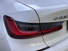 BMW 3 Series 325i M Sport Package - фото 17
