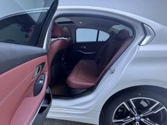 BMW 3 Series 325i M Sport Package - фото 6