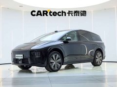 Li Auto i8 Standard Edition - фото 1