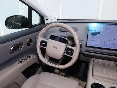 Li Auto i8 Standard Edition - фото 6