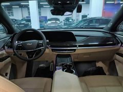 Cadillac XT5 2.0T Luxury - ფოტო 9