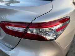 Toyota Camry 2.0G Luxury - фото 11