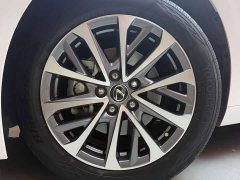 Lexus ES 200 Excellence Edition - ფოტო 13