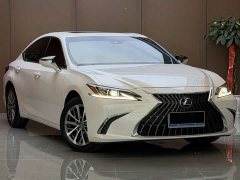Lexus ES 200 Excellence Edition - ფოტო 3