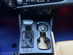 Lexus ES 200 Excellence Edition - ფოტო 7