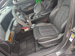 Changan UNI-T 1.5T Premium Edition - ფოტო 14
