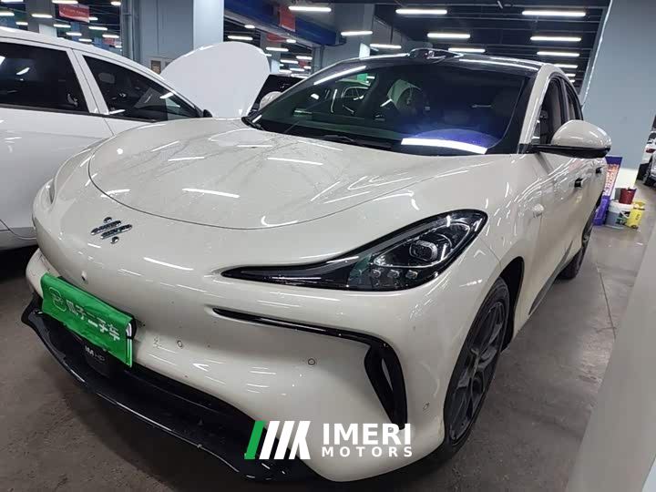 IM Motors Zhiji LS6 Max Standard Edition