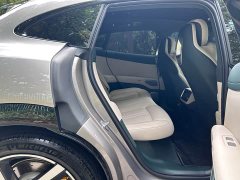 Xiaomi YU7 Four-Wheel Drive Max Edition - photo 6
