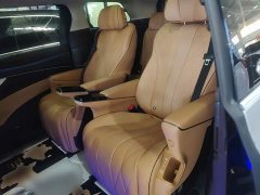 Denza D9 DM-i 980 AWD Luxury - ფოტო 16