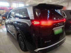 Denza D9 DM-i 980 AWD Luxury - ფოტო 4