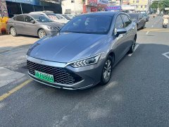 BYD Qin PLUS Glory Edition DM-i 55KM Superior - фото 1
