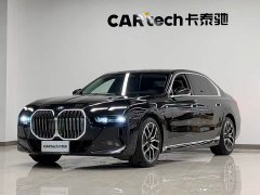 BMW 7 Series 735Li M Sport Package - фото 1