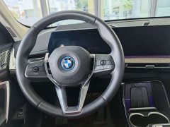 BMW iX1 xDrive30L X - ფოტო 12