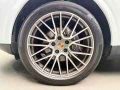 Porsche Cayenne 3.0T Platinum Edition - photo 10