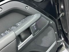 Land Rover Defender 110 3.0T P400 X-Dynamic HSE - ფოტო 11