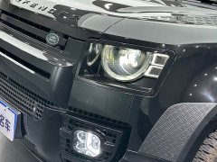 Land Rover Defender 110 3.0T P400 X-Dynamic HSE - ფოტო 18