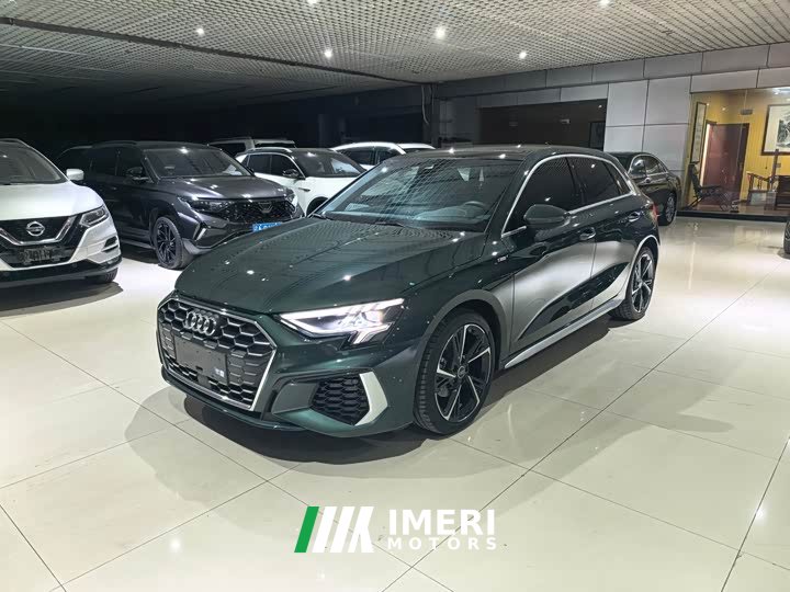 Audi A3 Facelift Sportback 35 TFSI Fashion Sport - car from China