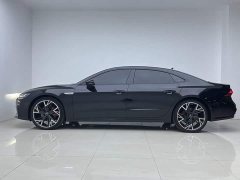 Audi A7L 45 TFSI quattro Dark Knight Edition - фото 10