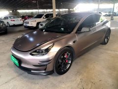 Tesla Model 3 Performance All-Wheel Drive - ფოტო 1