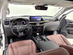 Lexus LX 570 Canada Spec - ფოტო 12