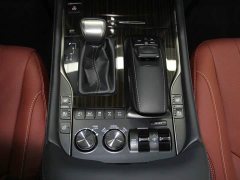 Lexus LX 570 Canada Spec - ფოტო 17