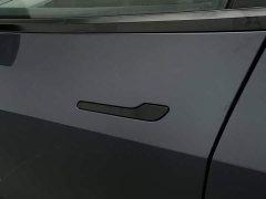 Tesla Model Y Facelift Long Range All-Wheel Drive - photo 18