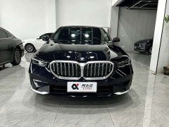 BMW 5 Series 530Li Premier Luxury Package - фото 2