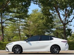 Toyota Camry Dual Engine 2.5HS Stylish Edition - photo 10